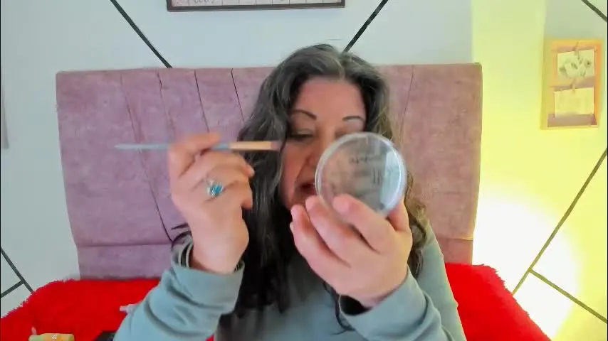 victoriaa_anderson_ — GOAL: 🔥 Bounce boobs 🔥 [29 tokens remaining] Welcome to my room! #mature #bigboobs #milf #natural #smoke