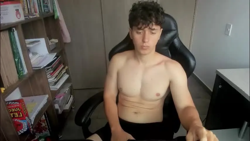 wolker_allan — Goal: Shirt Off ❤️ #cute #wet #tease #twink #18 - Next Goal: Spank Ass And Get Red