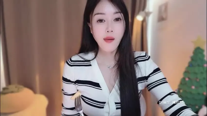 yuner0715 — #asian #teen #New #nonnude #Bigboobs #1000 day round-the-world tripcountdown begins!Thank you to friends from all over the world for your help> [1104 tokens remaining]