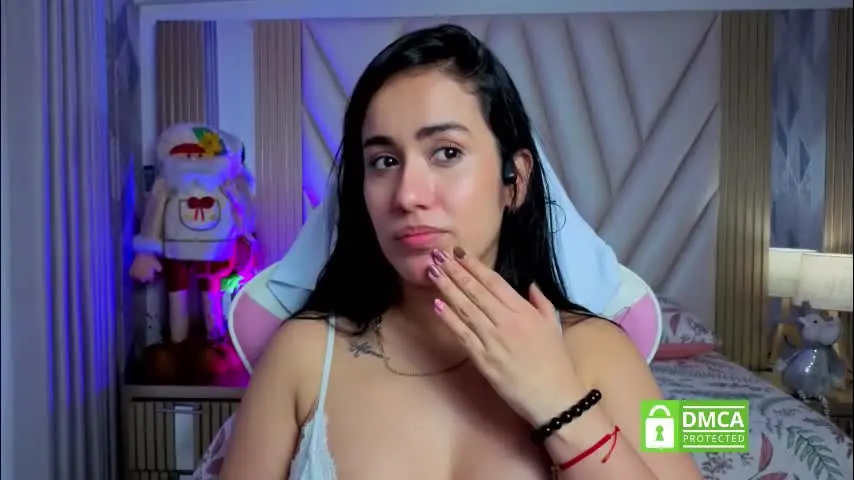 zendaya_cute — happy new year🥳💖Tips talk louder than words. Show me yours — I’ll show you more💖PVT OPEN❤️ | My new year wish 🎆🎆🎆 | #new #shy #latina #natural #young |