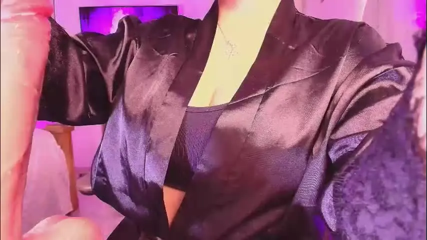 _megan_akbar — I'm not for everyone, but if you get here ... you will enjoy my 😏 - Multi-Goal : Deep throat y saliva on the face #blowjob #deepthroat #bigboobs #braces #saliva #handjob #squirt #anal