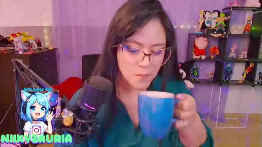 _niiky — ❤️VIRTUAL GIRLFREND ❤️RED DAY ❤️ #cute #18 #lovense #cosplay #bigass MAGIC TIP 33 ❤️