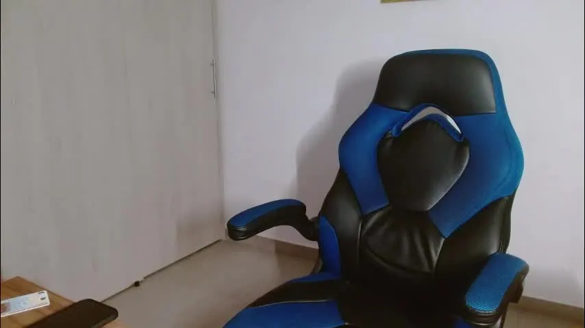 alejo_hot23 — SUPER CUM ! Big Shoot of Cum at Goal !. #latino #bigcock #teen #feet #hairy [1200 tokens left]