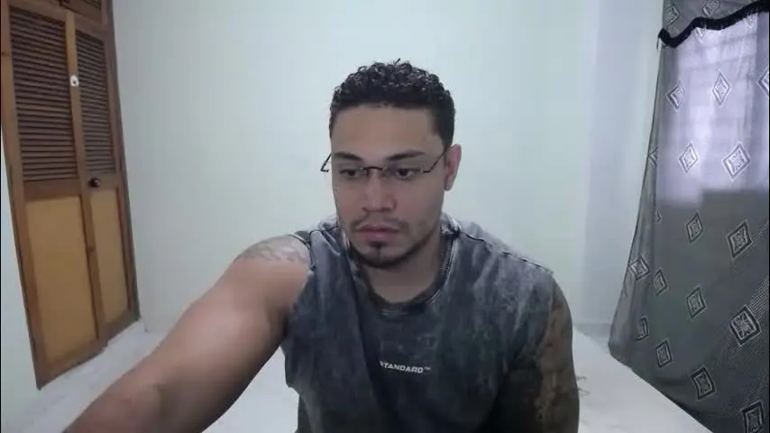 allen_ferrer10 — cum show #bigdick #cum #pvt #muscular [953 tokens remaining]
