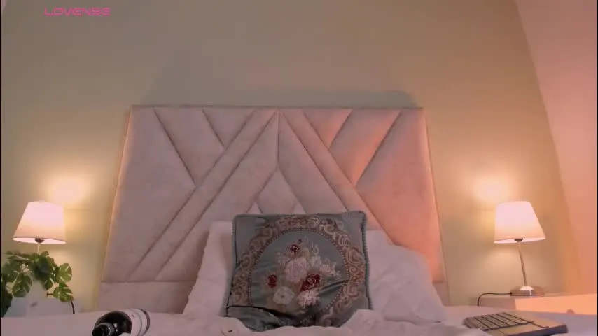 angelica_cross — GOAL: BLOWJOB👅💦 [110 tokens remaining] Here I have my boobs ready to rub your big cock 🍒 IG:angelica_cross_ #curvy #bigboobs #bigtits #latina #tease