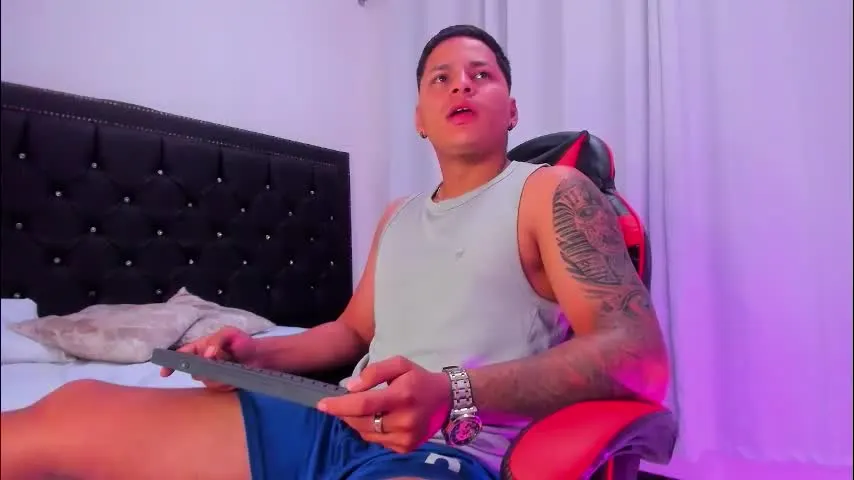 dalasnovoa — Jerk off and full naked 💦 #18 #Bigcock #new s #cum #latino [199 tokens remaining]