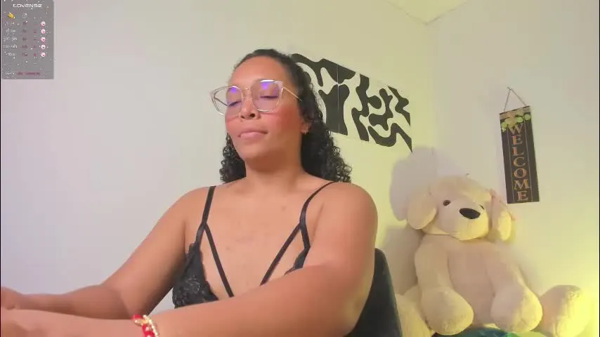 desty_y — GOAL: ice on tits 💦 [65 tokens remaining] Welcome to my room! #hairypussy #pvt #ebony #c2c #natural #smalltits #bigass