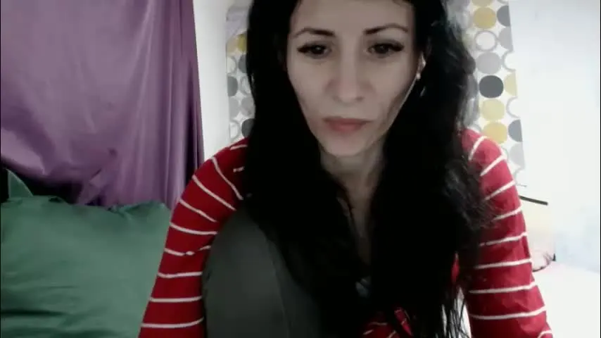 evacrisxxx — GOAL: Sexy Dance [300 tokens remaining] Welcome to my room! #feet #blonde #redhead #lovense #new