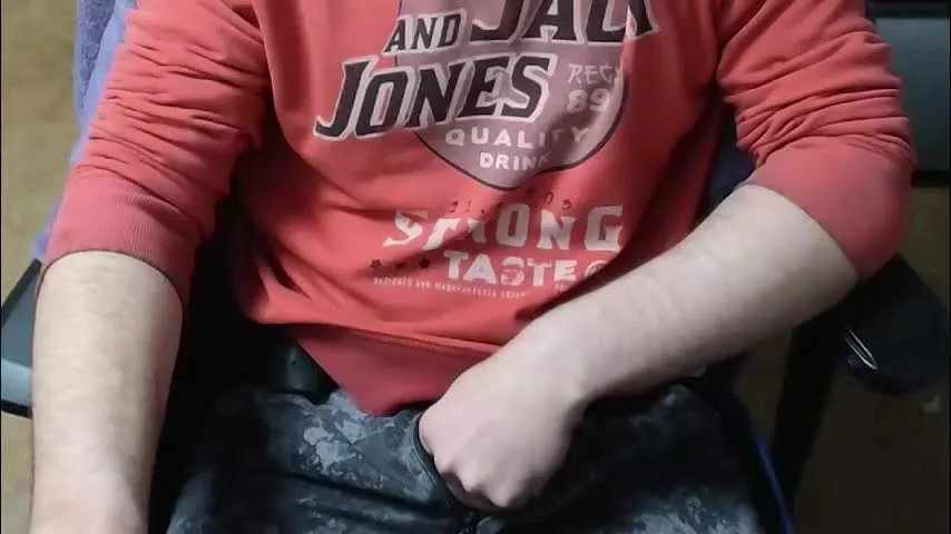 hendy2201 — Hendy's room #german #shy #naked #nakedmasturbation #femdom