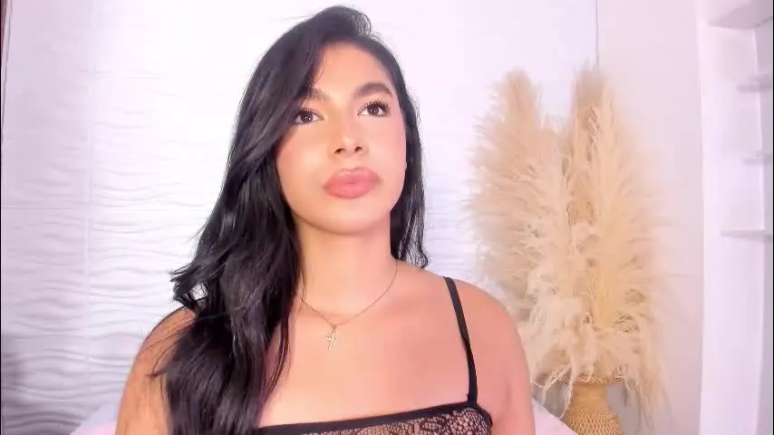 isabellefoxx — RUB MY JUYCY ASS PUSSY [115 tokens left] #anal #cum #cute #feet #smalltits