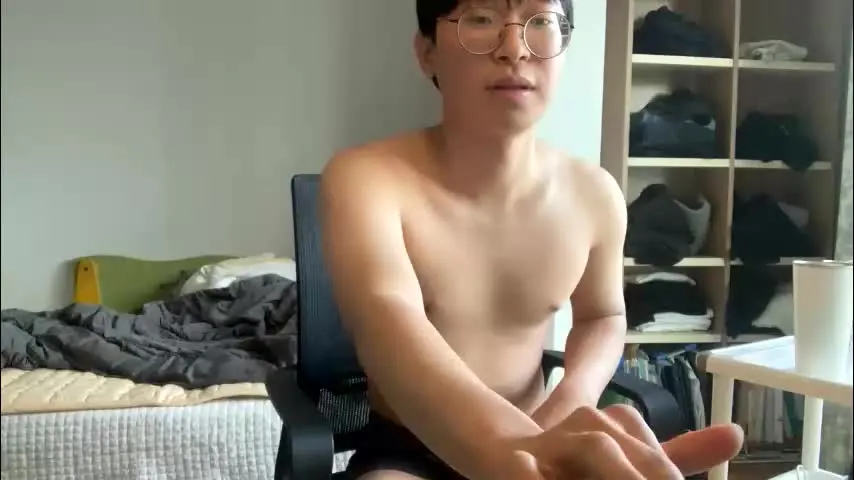 koreantwiink — Koreantwiink #twink #asian #bigcock #gay
