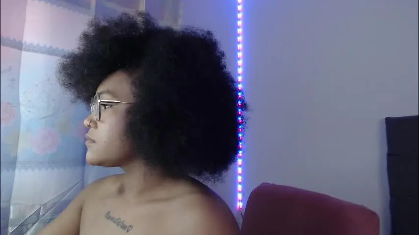 latin_rihanna_j — Goal: delicioso chocolate ❤️ride dildo💃 #ebony #latina #twerk #bigas #anal - Next Goal: ❤️squirt