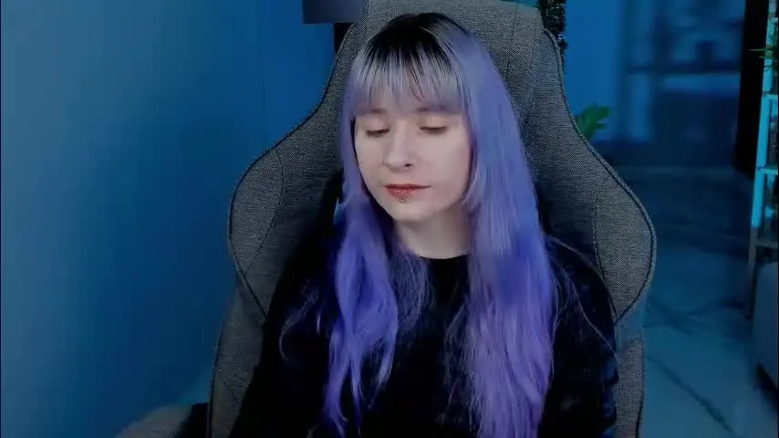 lexiwenford — Current Goal: serve for a goddess! at 1234 tokens -- #goth #femdom #findom #nonude #sph [1204 tokens to goal]