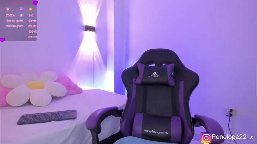 penelope22_ — ❤️ - Multi-Goal : PLUG ANAL + SQUIRT 💦 #fuckmachine #smalltits #piercing #squirt #latina