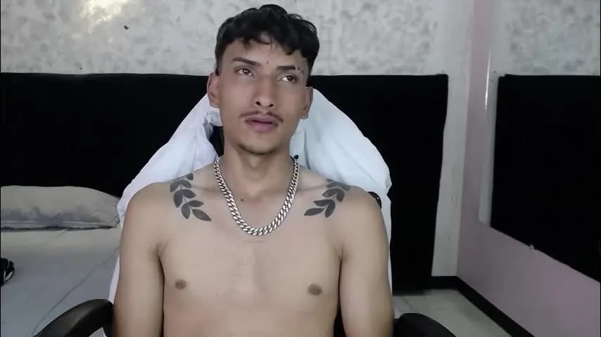 savagelover_ — Hey, ImSavage, Add me😈 (Show cum in your face) 💧💧💧 #bigcock #teen #skinny #cum #tattoo [444 tokens remaining]