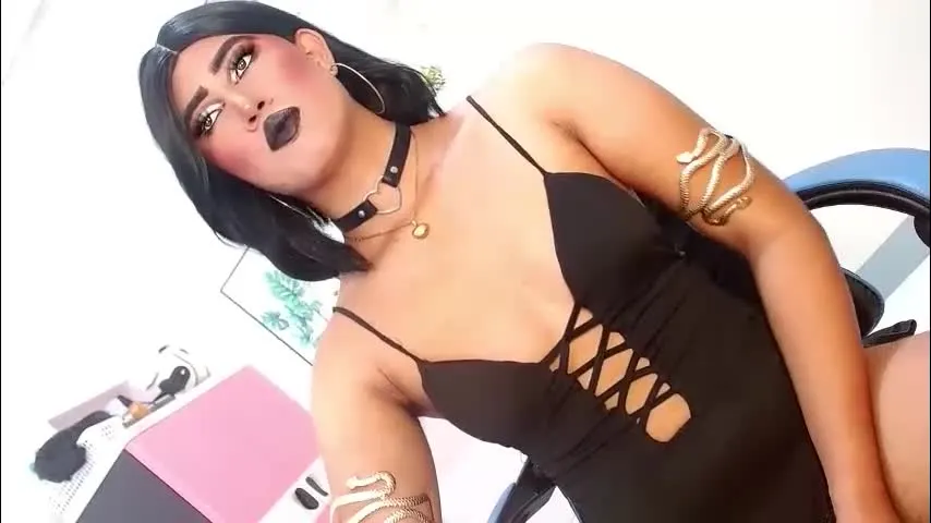 seductive_scarllete — mistress ready to train submissive sissy , slave , slut who is ready to serve and owned only serious one dm !!!!! - Goal is : SEE HOW YOUR QUEEN CUM #humiliation #sissy #slut #mistress #asian