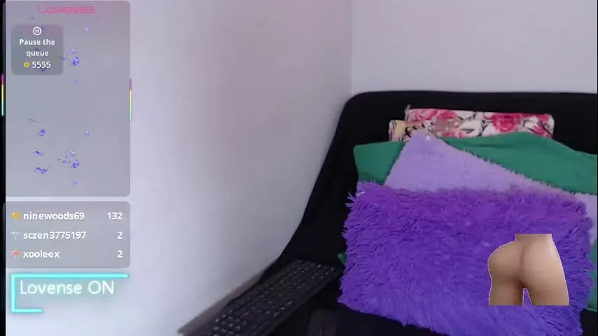 sofia__whitee — GOAL: remove panty 35 [930 tokens remaining] lush💓lovense #ass #squirt #feet #dirtytalk #slim #lovense