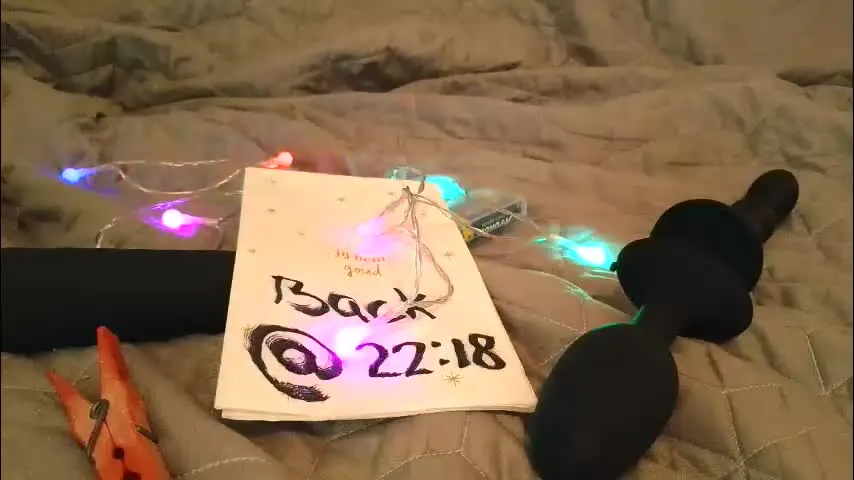 sophie_and_joost_luckydip — DP with buttplug & dildo fuck [2652 tokens remaining]