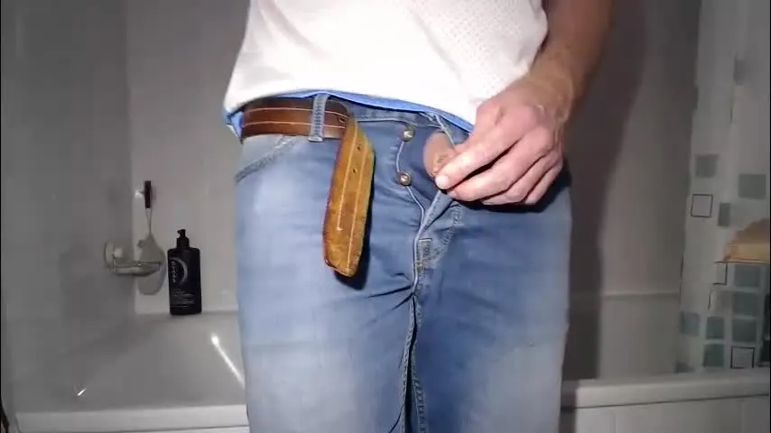 steveo_85 — Amazing #smallcock and long #uncut foreskin with #precum #muscle #german Watch out for incredible grower! - Goal: get me naked [94 tokens left]