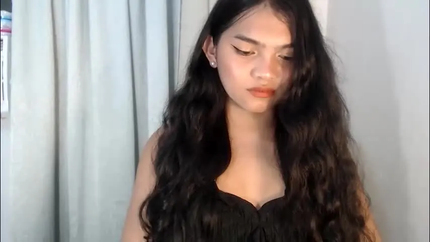 sugar_n_spicex — hi im new here hope we will build more conversation and get to nkow more each other #asian #pinay #new #petite #private