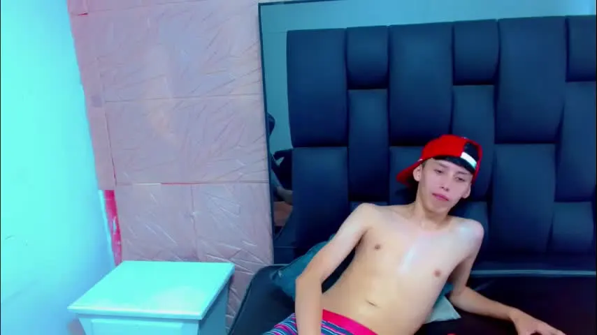 thiago_twink38 — GOAL: Take my first cum [777 tokens remaining] Welcome to my room babys! #new #latino #18 #cum #pvt