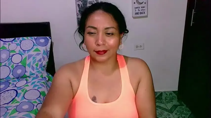 zaray_45bella — welcome #mature #bigboobs #latina #milf #pvt