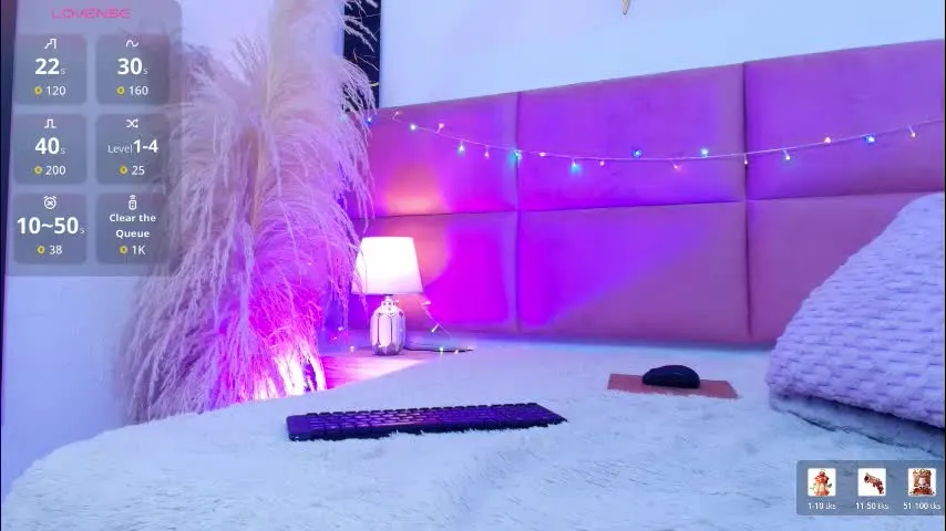 zoe_aitanaa — PVT IS OPEN - Goal: riding xxl dildo [291 tokens left] #lovense #mature #bigass #milf #hairy