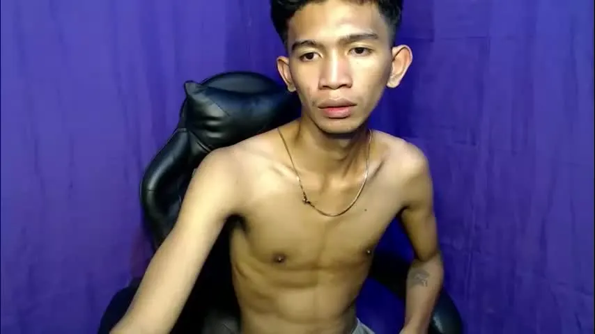 _rellvanxx — help me cum! #asian #master #young #21 #bigcock [995 tokens remaining]