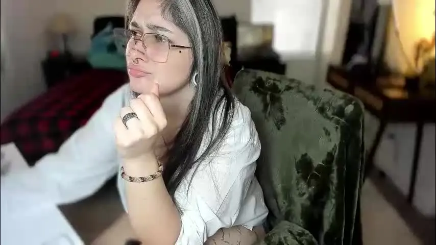 alix_valentine — Welcome to my room! - Goal: Get Me Wet For Goals [1201 tokens left]