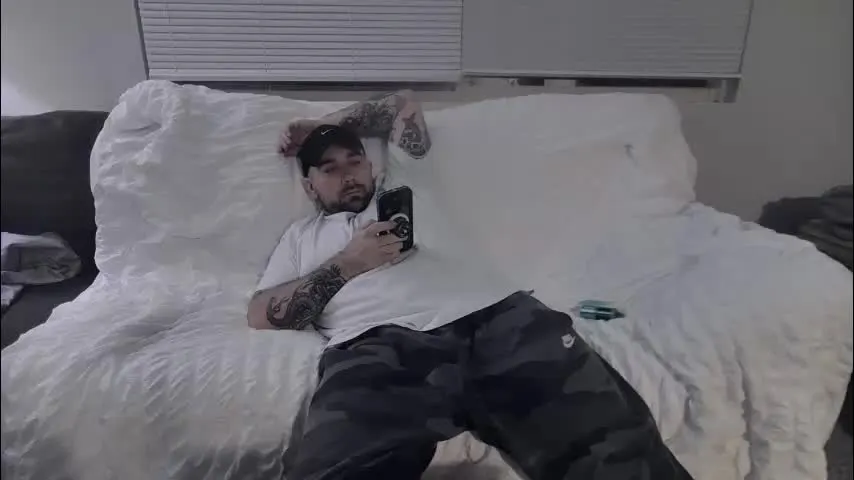 biggie556 — underwear only [50 tokens left]