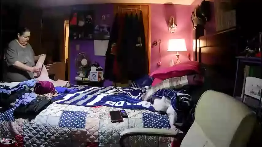 crazygirl802 — get naked [845 tokens remaining] please show me some love