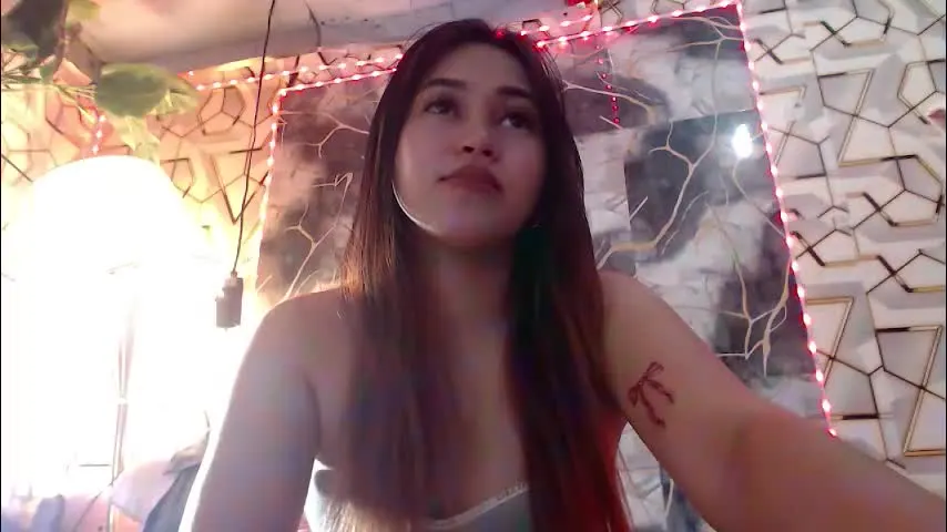 innocent_belle — lets have fantasy to each other😍 #pvt #pussy #smalltits : #lovense #cum [986 tokens remaining]