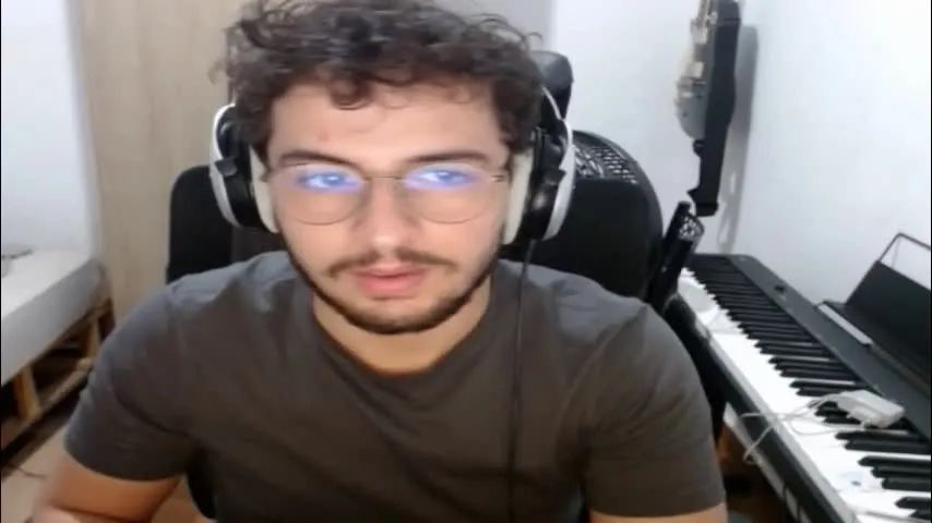 jhon13338 — Jhon13338's room #teen #nerd #gamer #brazilian #brazil