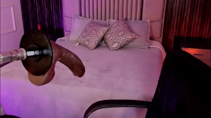 lillyortiz_ — If you like deepthroat, stay 😈 #fuckmachine #saliva #deepthroat #young #bigass