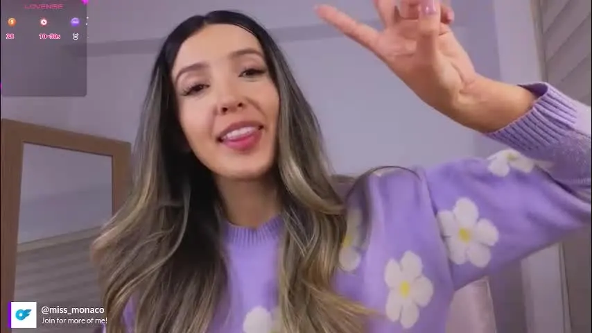 missmonaco — Lush on clit 💙Feet and oil💙 [0 tokens left] #feet #natural #shy #nonude #blonde