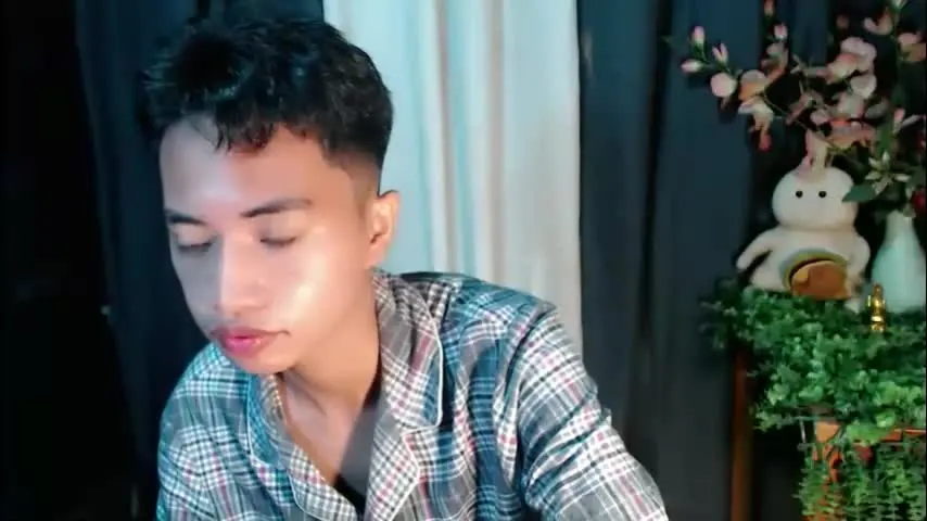 moonboy398577 — I'm Back Full of Milks Goal: CumShow #skiny #femboy #asian #new #twink [2996 tokens remaining]