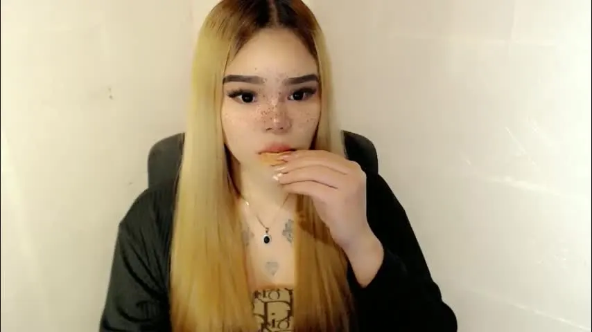 preciousangel69xxx — inoccent girl with a naughty side ( CUM & SQUIRT IN PVT ) #pinay #asian #german #british #daddysgirl