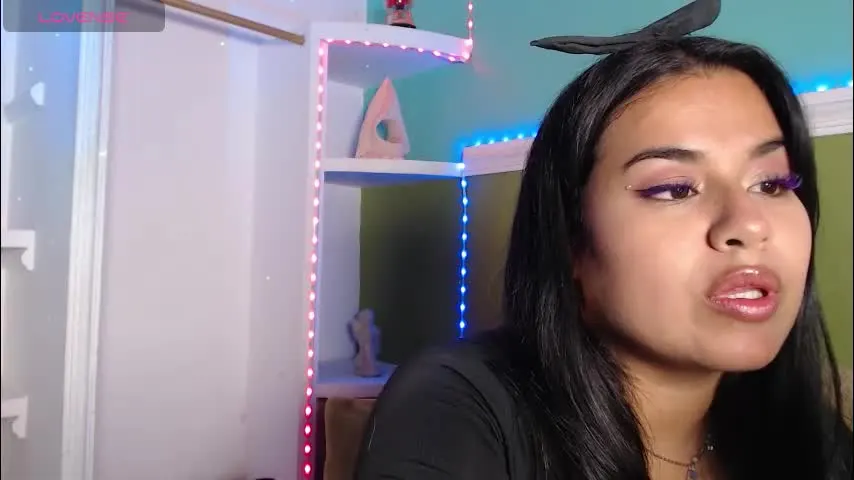 samantha_smiith__ — spank ass x 12 [4 tokens left] Your submissive slut squirts // today for 555 tk // #bbw #bigass #squirt #saliva #slut