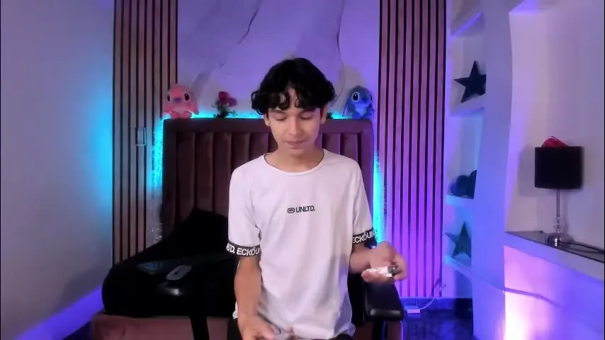 sthepanodimonaco — Fuck my twink ass #skinny #bigcock #cum #twink #18 [76 tokens remaining]