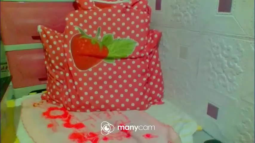 urwildest_dreams69 — Tip pls for every #request :) private and #password is better passwordshow 50tokens each minimum of 3 users/person #asian #c2c #curvy [495 tokens remaining]