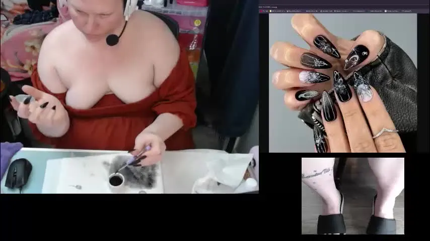 velvetinesiren — Nail Stream With Cleavage