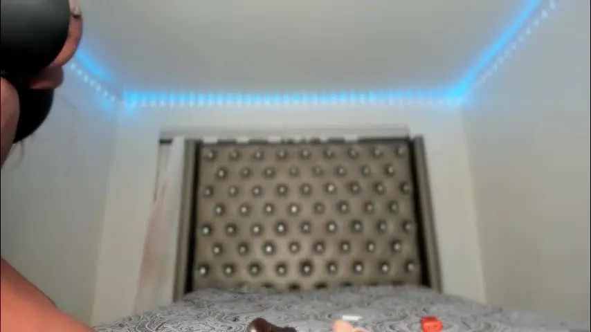 vixen_sasha — Miss me? Girl next door big booty // Goal: Cumshow & Dildo ride // #bigass #anal #ebony #bigboobs #dirtytalk