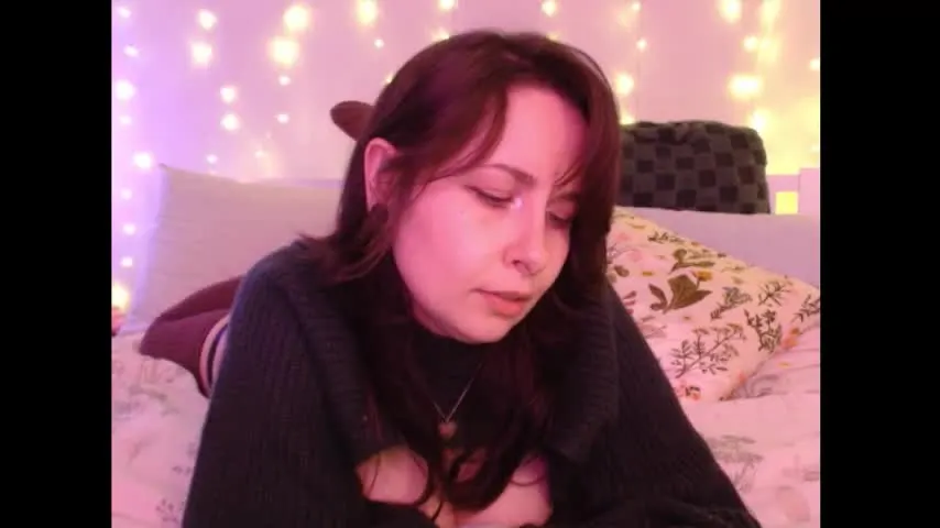 wingardiumleveveosa — Goddess is back & ready to play #goddess #mommy #femdom #findom #natural