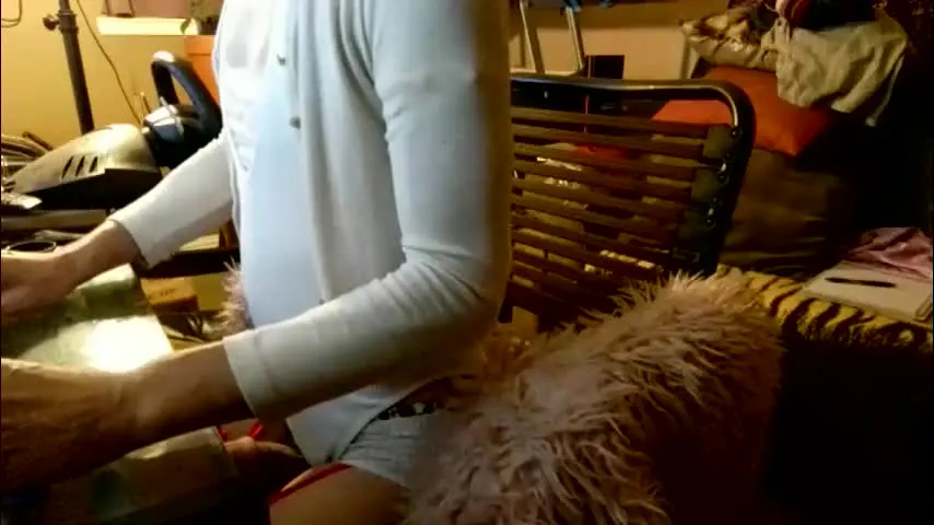 your_dog — here for the abuse: shot of V 5 tk shot of P 10 tk