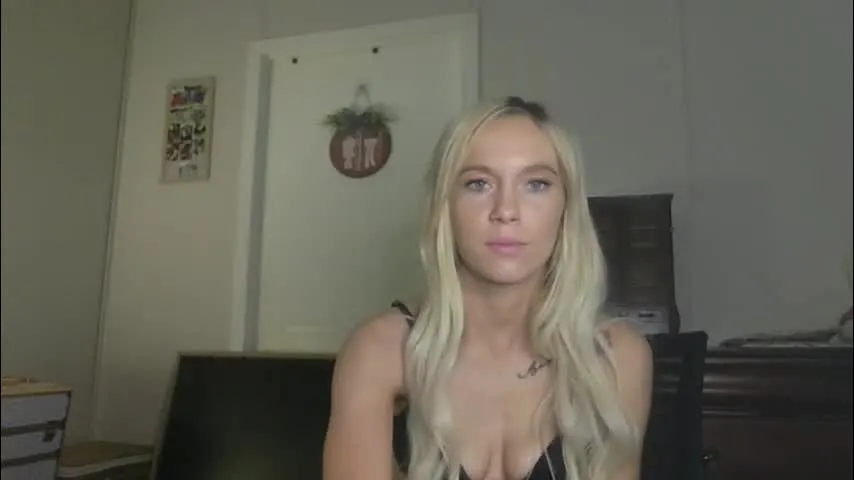 caseygirl6879 — Welcome #young #privates #squirt #blonde