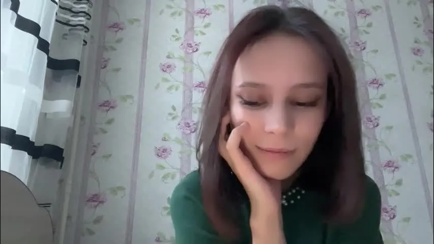 edwardnairn — goal: basic belly roll for you :) #new #shy #18 #cute #teen i would glad if you call me Vika [62 tokens remaining]