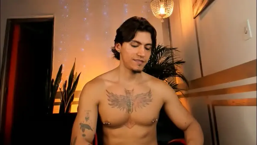 latino_boysmiles — Latino_boysmiles's room #bigass #analplay #bigcock #muscle #hard