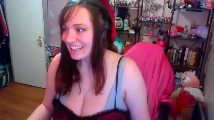 spawnofademon — welcome in // GOAL: dildo titty fuck [328 tokens left] #bigboobs #chunky