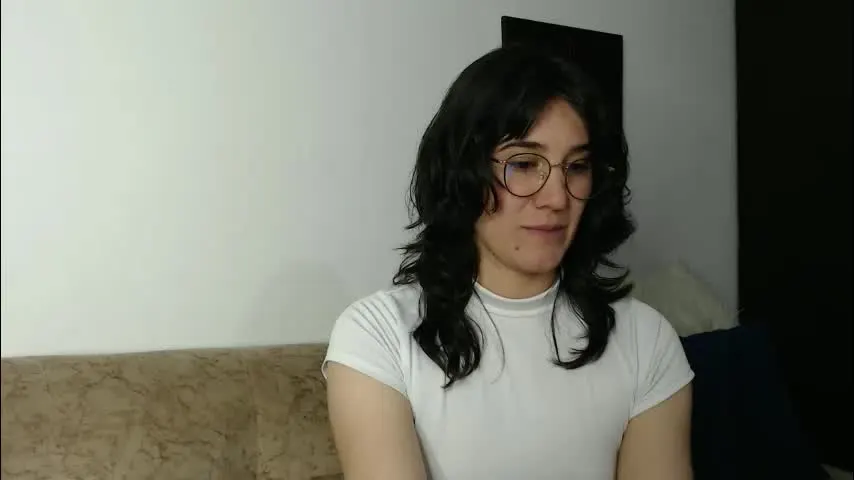 yani_28 — naked #latina #smallboobs #feet #skinny #ass [625 tokens remaining]