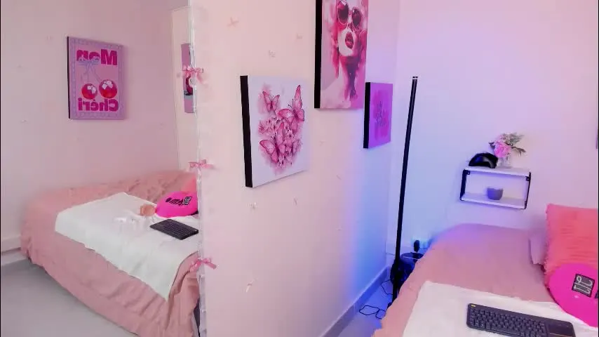 candysky_ — GOAL: Play nipples 🍒 [37 tokens remaining] 🌸 Sweet tease live | Flirty, slow and very provocative 😏 #smalltits #skinny #latina #squirt #ahegao